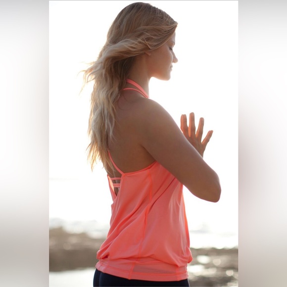 lululemon athletica Tops - Lululemon Flow And Go Tank. Size 4